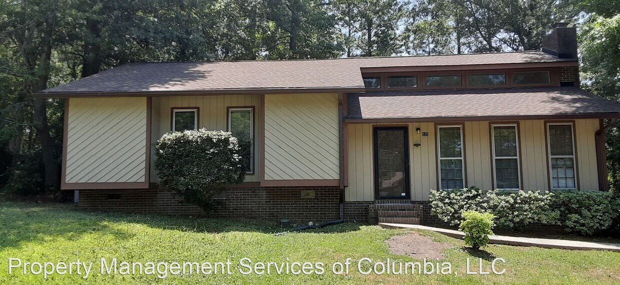 Primary Photo - 3 br, 2 bath House - 525 North Royal Tower...