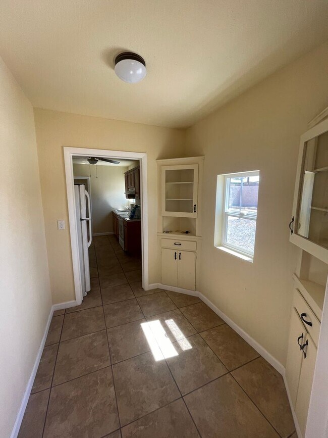 Foto del edificio - One Bedroom One Bathroom near Downtown Yuma!