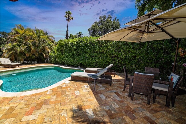 Foto del edificio - 5860 SW 34th St