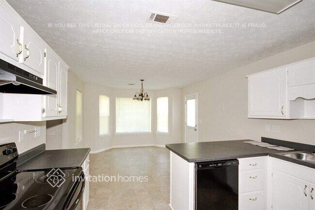 Building Photo - 486 S Ola Rd