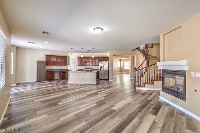 Building Photo - 8229 Sawmill Falls St