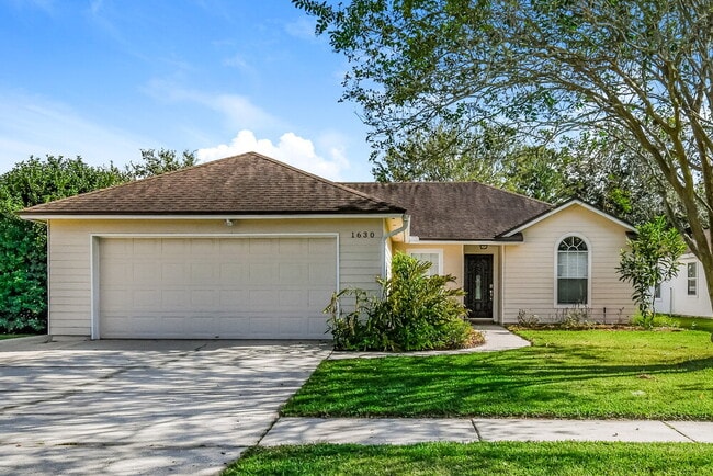 Building Photo - 1630 Farm Way