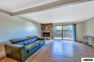 Building Photo - 132 Kahle Dr
