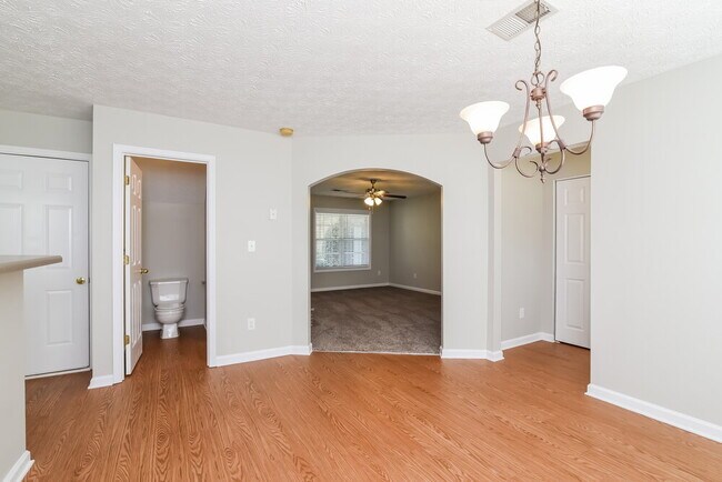 Building Photo - 3088 Heatherbrook Trce