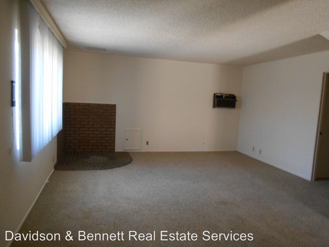 Building Photo - 1356 Trower Ave