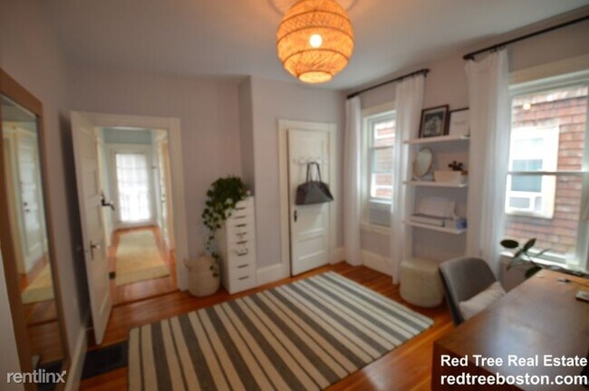 Building Photo - 3 br, 1 bath Condo - 21 Dudley St 2 Unit 2