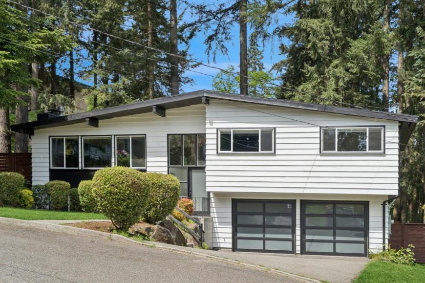 Foto principal - 4 bedroom in Shoreline WA 98133