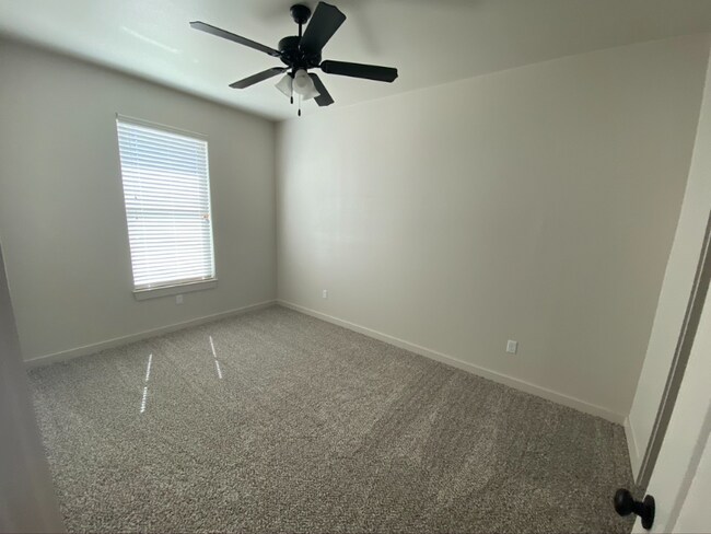 Foto del edificio - 1206 N 7th St