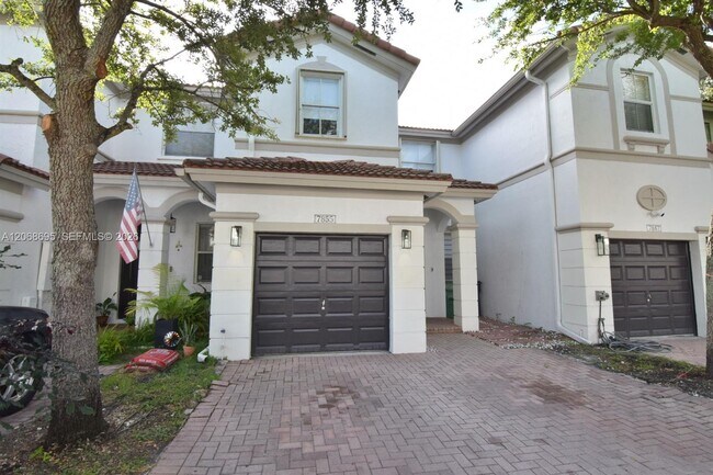 Foto del edificio - 7855 NW 110th Ave