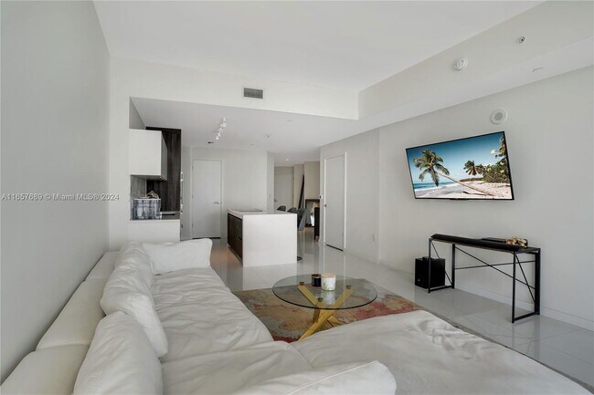 Foto del edificio - 851 NE 1st Ave