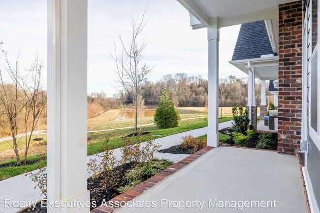 Foto del edificio - 2 br, 2 bath House - 166 Goldheart Road