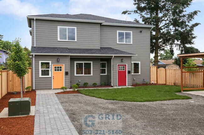 Building Photo - GPM676 - SE Holgate Blvd (T2)
