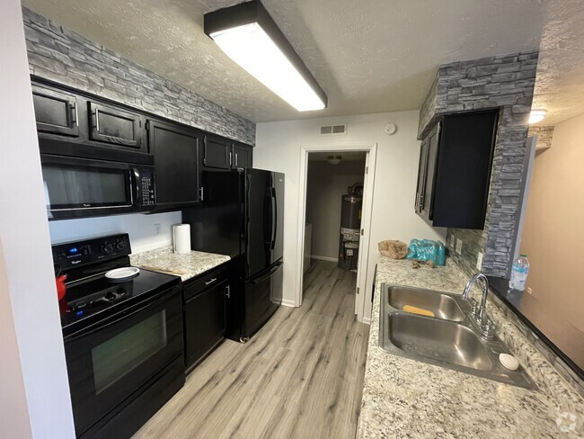 Building Photo - 539 Aspen Glen Dr