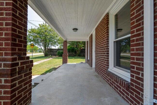 Building Photo - 6045 NC-152