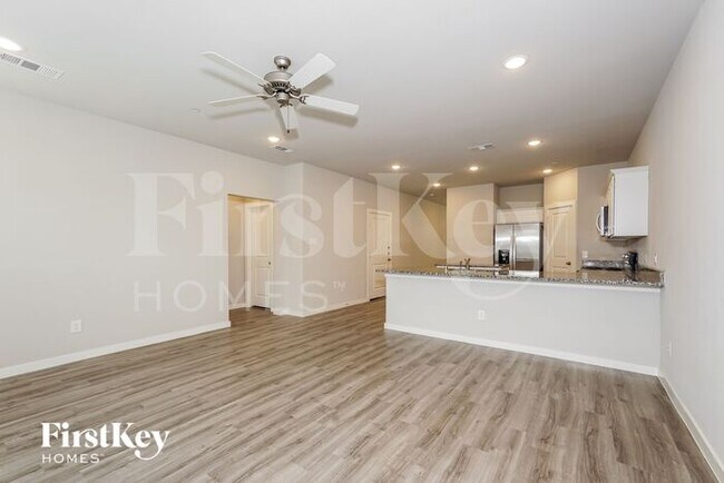 Building Photo - 312 Niki Drive