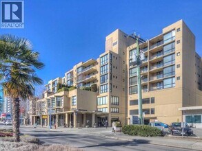 Building Photo - 1608-7831 Westminster Hwy