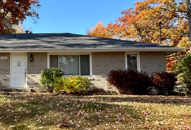 Unidad 2 - 12928 Excelsior Blvd