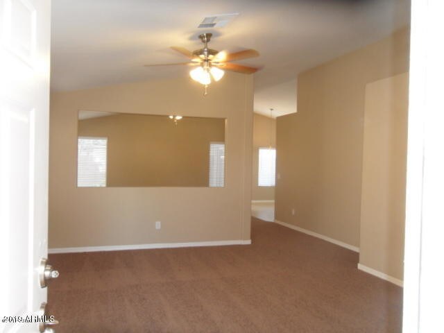 Building Photo - 2011 E Catclaw St