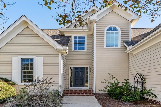 Foto del edificio - 136 Cottswold Ln