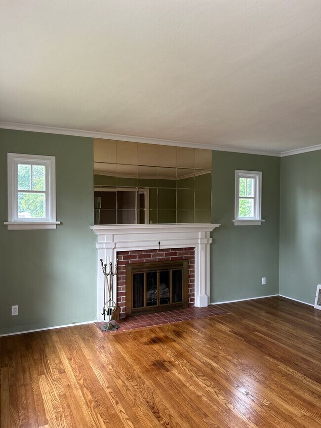 Building Photo - 2 Bedroom 1 Bathroom Home for Rent
