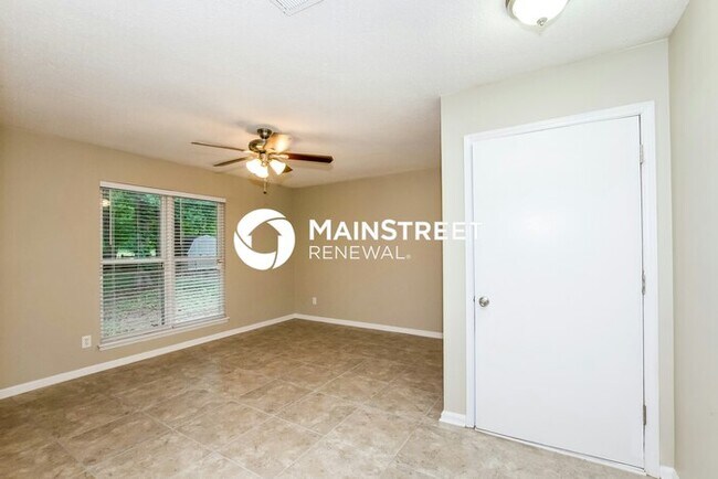Foto del edificio - 2 Bedroom Pet-Friendly Home in Charlotte, ...