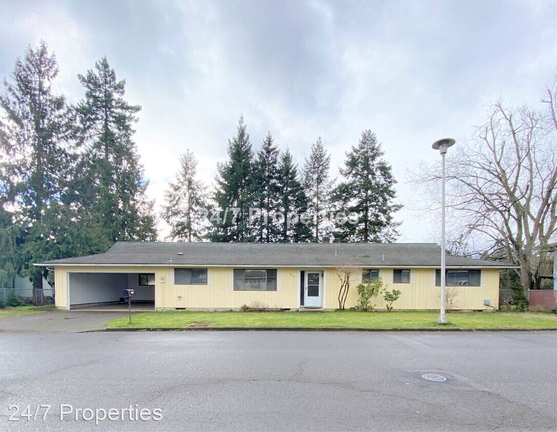 3 br, 2 bath House 1480 Cornell Ave. House Rental in Gladstone, OR