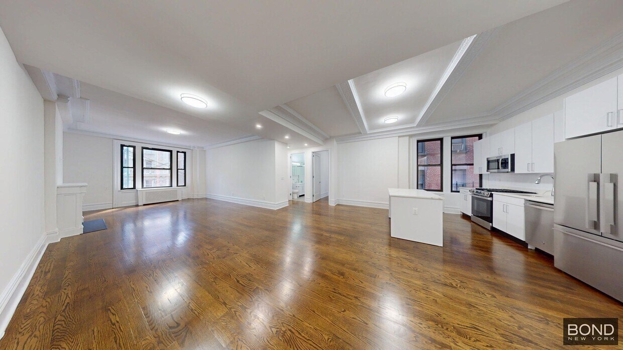 Building Photo - 401 E 88th St