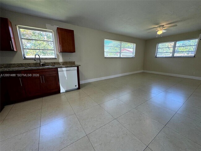 Foto del edificio - 3421 SW 32nd Ct
