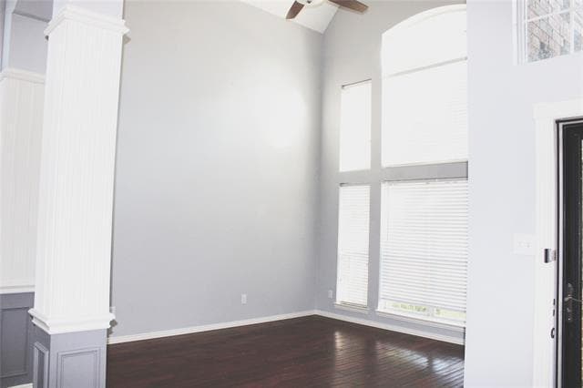 Building Photo - 892 Brentwood Dr