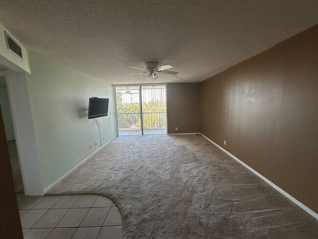 Building Photo - 3490 N Key Dr