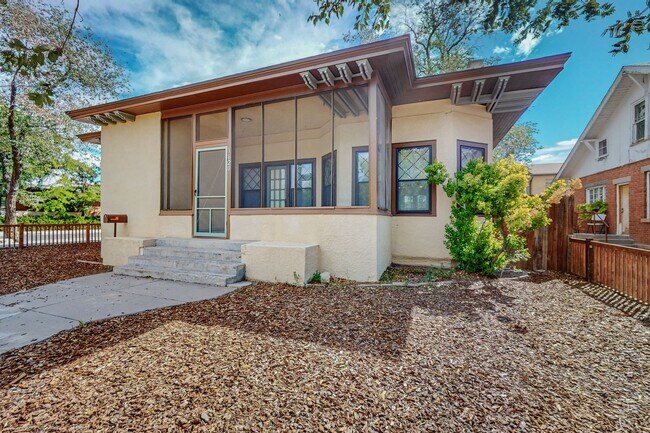 Building Photo - Historic Bungalow 4 Bedroom 3 (3/4) baths ...