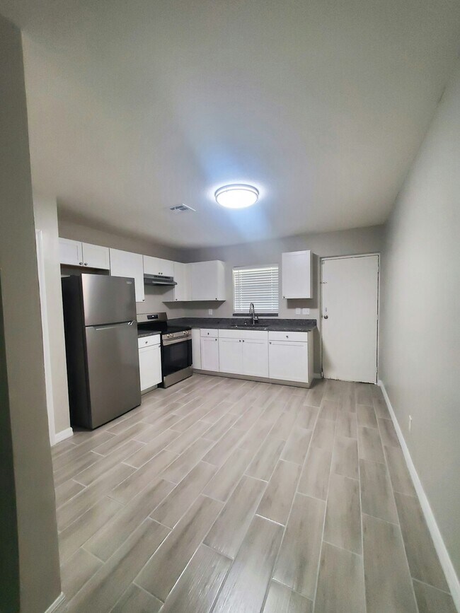 Foto del edificio - 3302 S 7th St