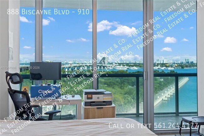 Foto del edificio - 888 Biscayne Blvd