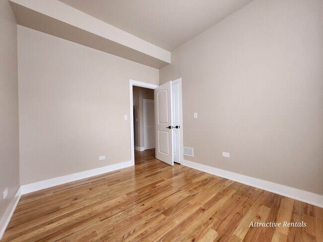 Foto del edificio - 6341 S Elizabeth St