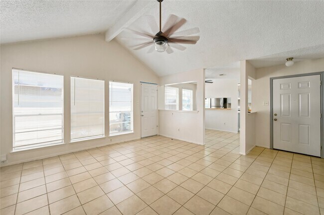 Foto del edificio - 13619 Tanvern Ln