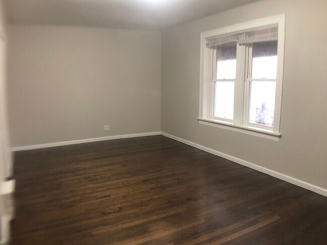 Building Photo - 3678 Liermann Ave