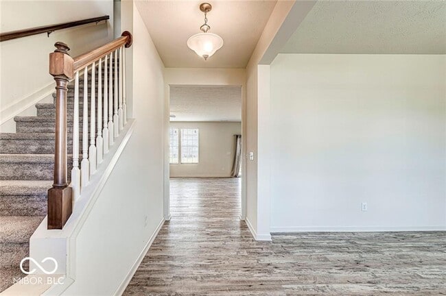 Foto del edificio - 6610 Harvest Moon Ln