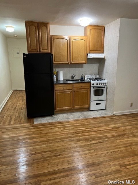 Building Photo - 4008-40196 196th St