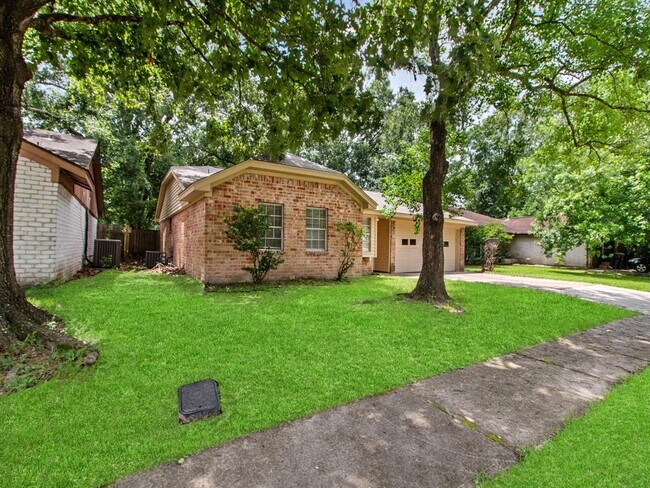 Building Photo - 6026 Knotty Post Ln