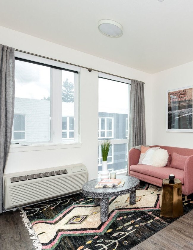 Meetinghouse Apartments Portland, OR