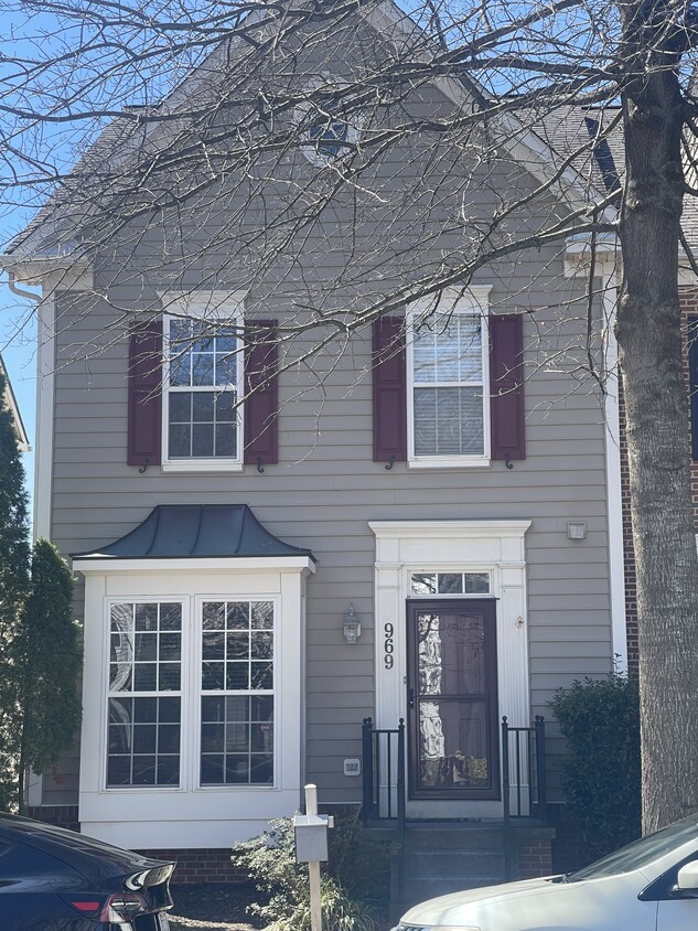 Foto principal - 969 Main St