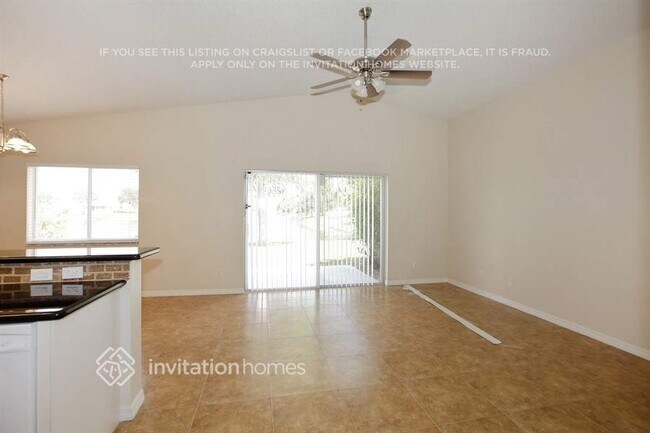 Foto del edificio - 2473 SW 106th Ave