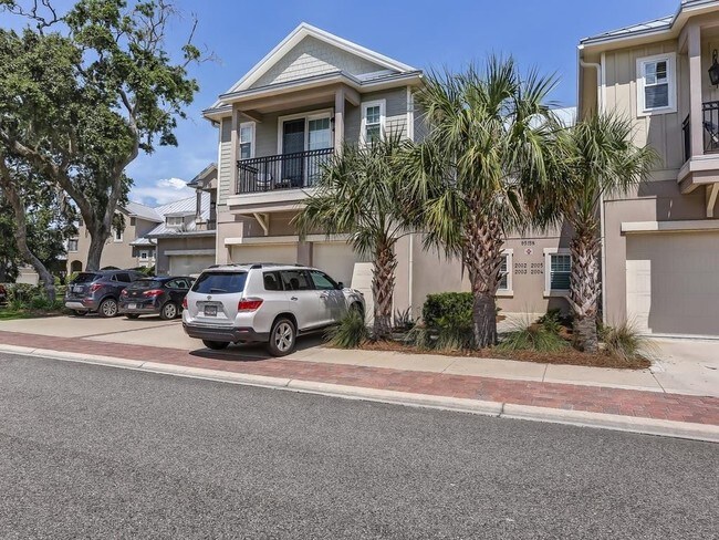 Building Photo - 95158 Summerwoods Cir