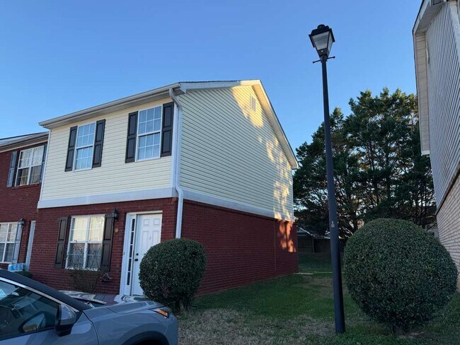 Building Photo - 6 Princeton Pl Dr