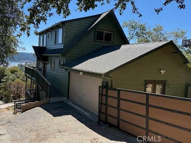 Building Photo - 1302 Yellowstone Dr