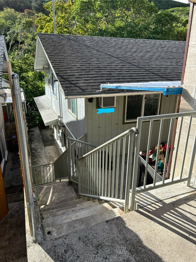 Foto del edificio - 2828 Kalihi St