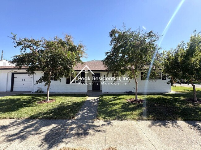 Foto del edificio - Very Nice 3bd/2ba Sacramento Home