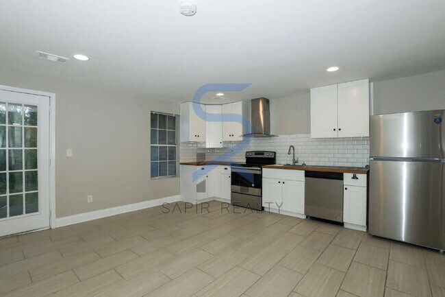 Building Photo - Affordable Comfort – 1BR/1BA in Norcross