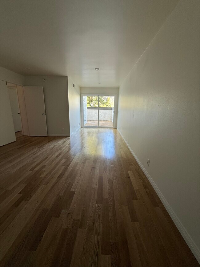 Foto del edificio - 1758 Palisades Dr