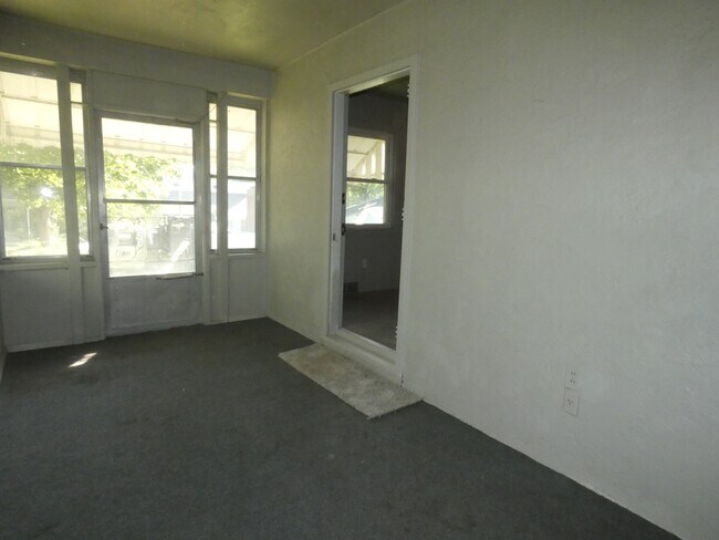 Foto del edificio - 5100 NE Marvin Rd